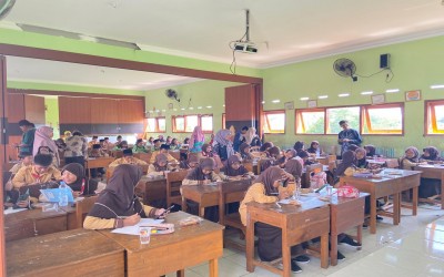 MIN 15 MAGETAN LAKSANAKAN OLIMPIADE